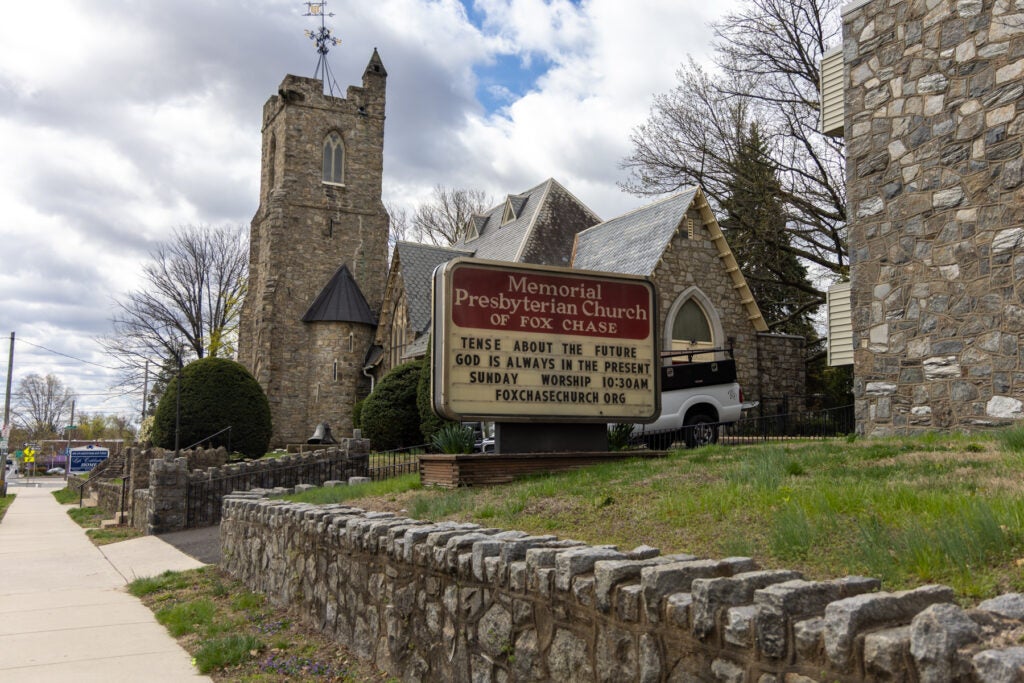 a sign for Memorial Presbyterian Church