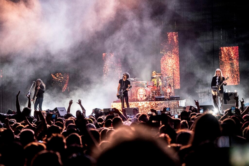 Alice in Chains playing on stage