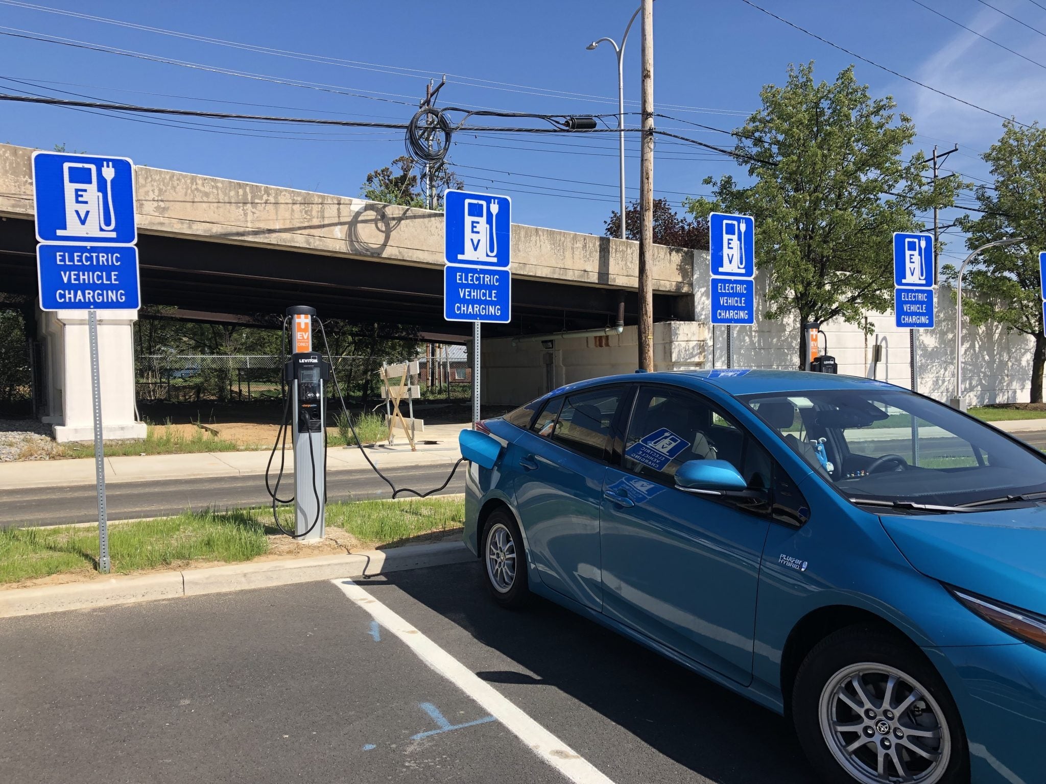 Electric car gets a charge