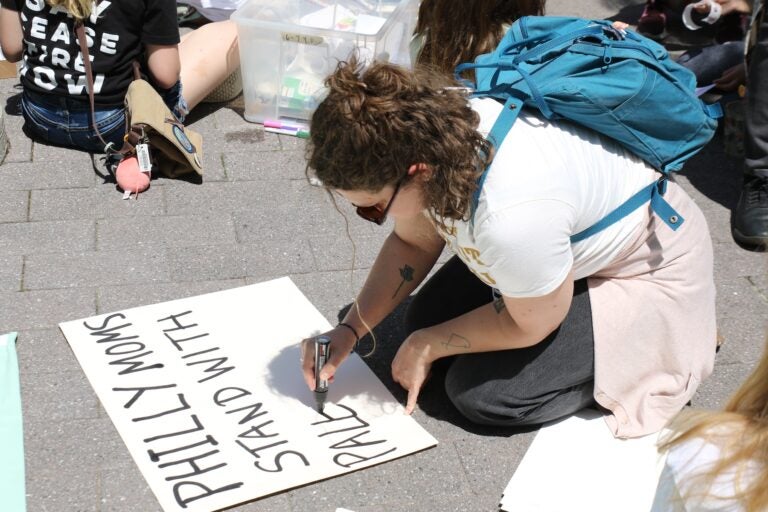 Hundreds gathered at Love Park on Mother’s Day