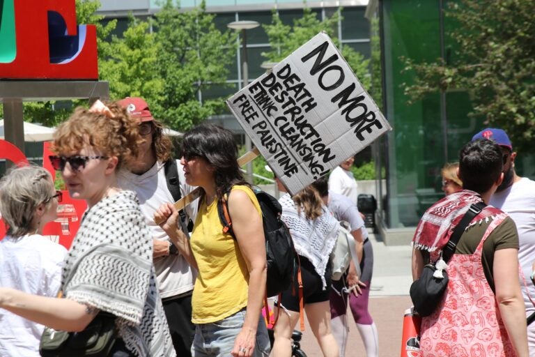 Hundreds gathered at Love Park on Mother’s Day