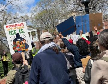 Students rallying at University of Delaware